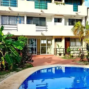 https://villa-laguna-cancun-kayaks-gratis.quintano-roohotels.com
