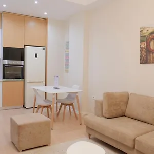 احجز هنا