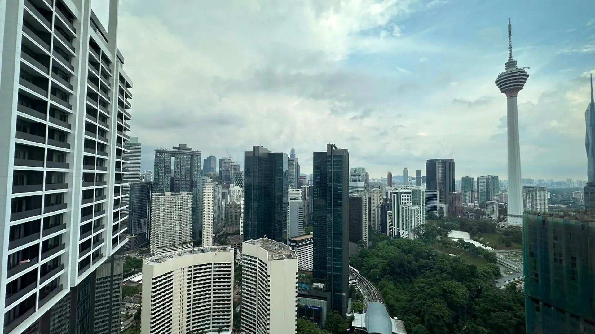 The Platinum Kuala Lumpur By Cozy White Apartment Malaysia